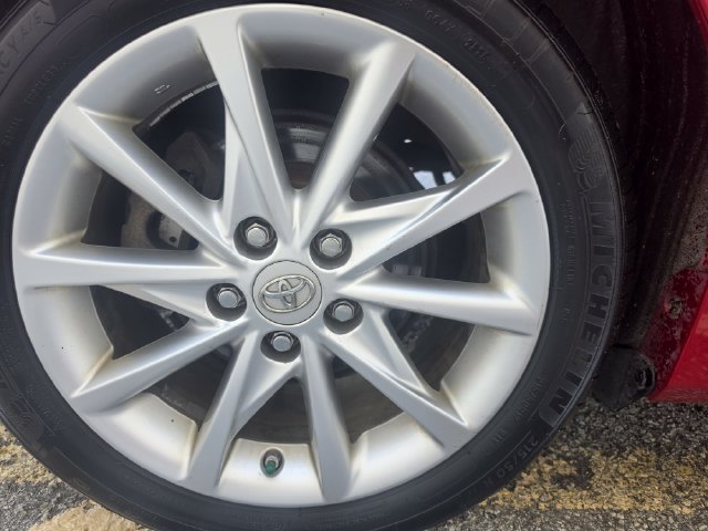 Used 2012 Toyota Prius V Five FWD image 17