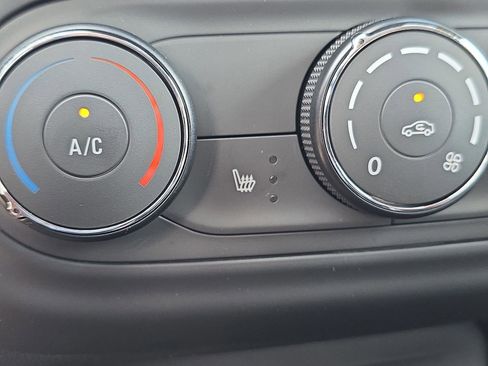 New 2026 Chevrolet Trax LS w/ LS Convenience Package image 21