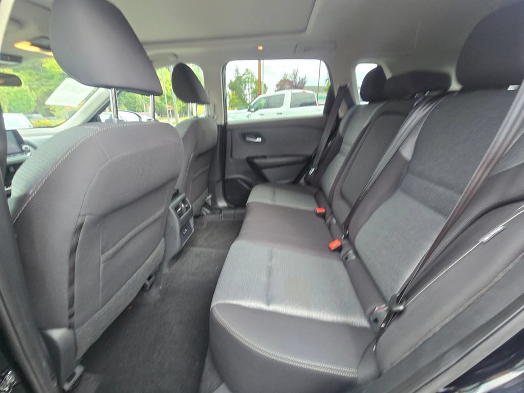 Used 2021 Nissan Rogue SV AWD/4WD image 17