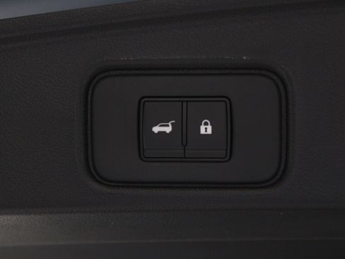 New 2026 Nissan Pathfinder Platinum w/ Cargo Package FWD image 22