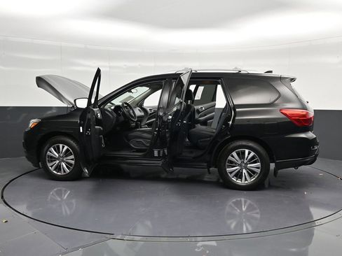 Used 2019 Nissan Pathfinder S FWD image 42