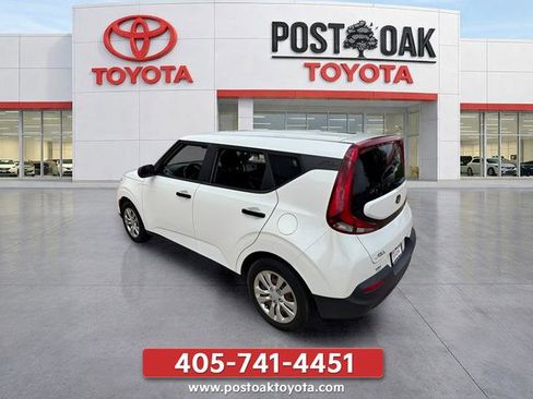 Used 2021 Kia Soul LX FWD image 6