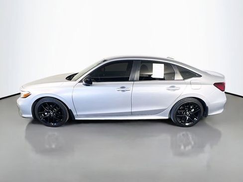 Used 2025 Honda Civic Sport image 5