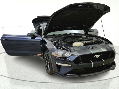 Used 2021 Ford Mustang GT RWD image 9