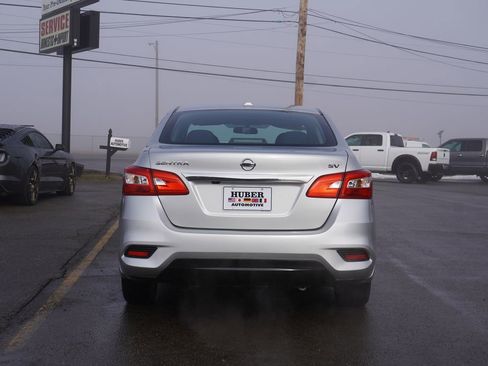 Used 2019 Nissan Sentra SV image 6