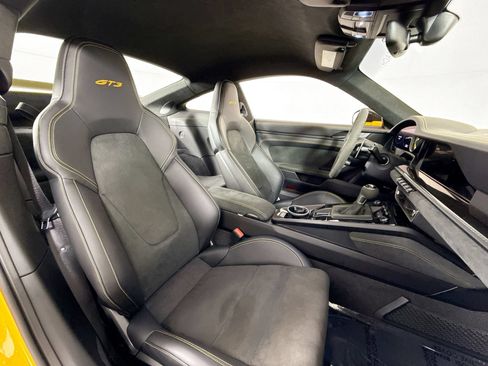 Used 2022 Porsche 911 GT3 RWD image 23
