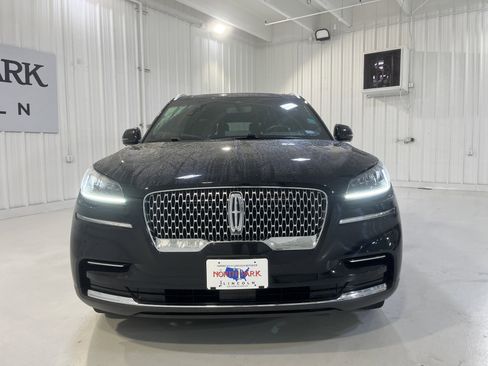 Used 2023 Lincoln Aviator Reserve w/ Elements Package Plus image 20