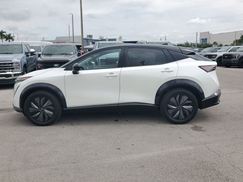 Used 2025 Nissan Ariya AWD image 8