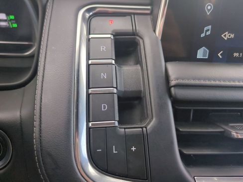 Used 2024 Chevrolet Tahoe LT AWD/4WD image 23