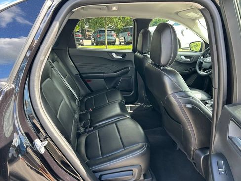 Used 2023 Ford Escape SE FWD image 44