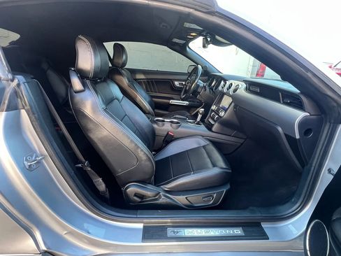 Used 2023 Ford Mustang Premium RWD image 29