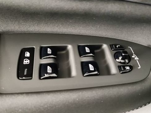 New 2026 Volvo XC90 T8 Ultra w/ Lounge Package AWD/4WD image 10