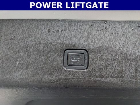 Used 2020 Chevrolet Traverse LT w/ LT Premium Package image 15