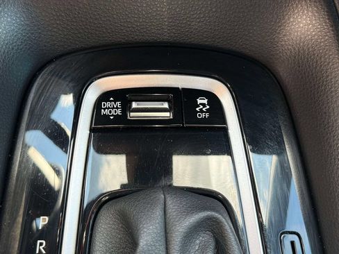 Used 2024 Toyota Corolla SE FWD image 24