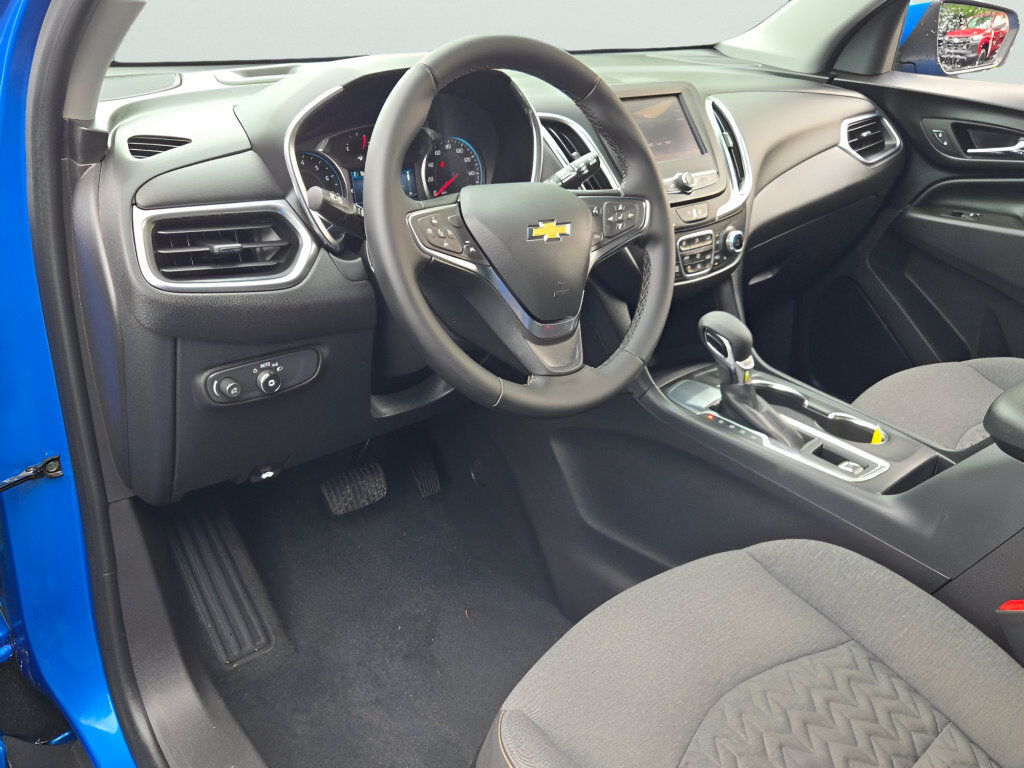 Certified 2024 Chevrolet Equinox LT w/ LPO, Floor Liner Package FWD image 26