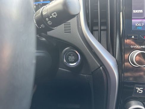 Used 2021 Subaru Ascent Limited w/ Technology Package image 10