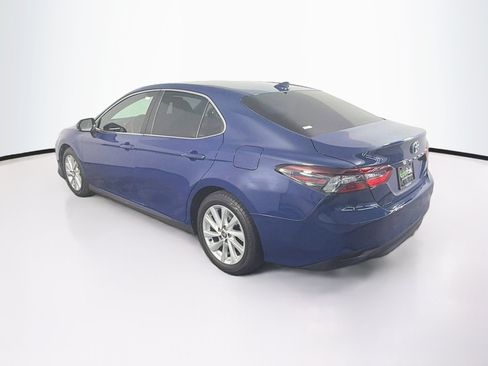 Used 2023 Toyota Camry LE FWD image 5