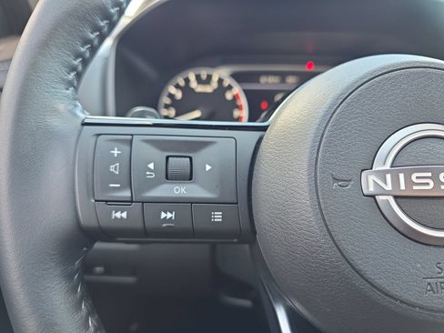 Used 2023 Nissan Rogue SV w/ SV Premium B Package AWD/4WD image 17