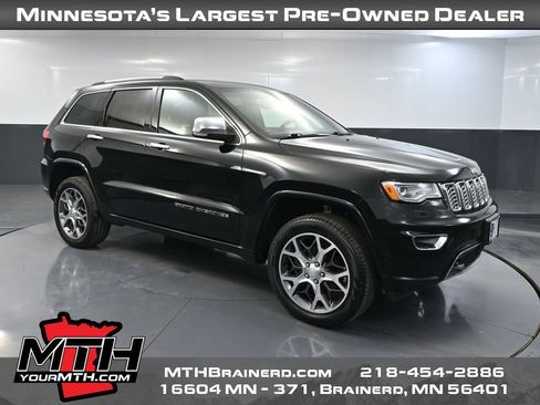 Used 2019 Jeep Grand Cherokee Overland image 1