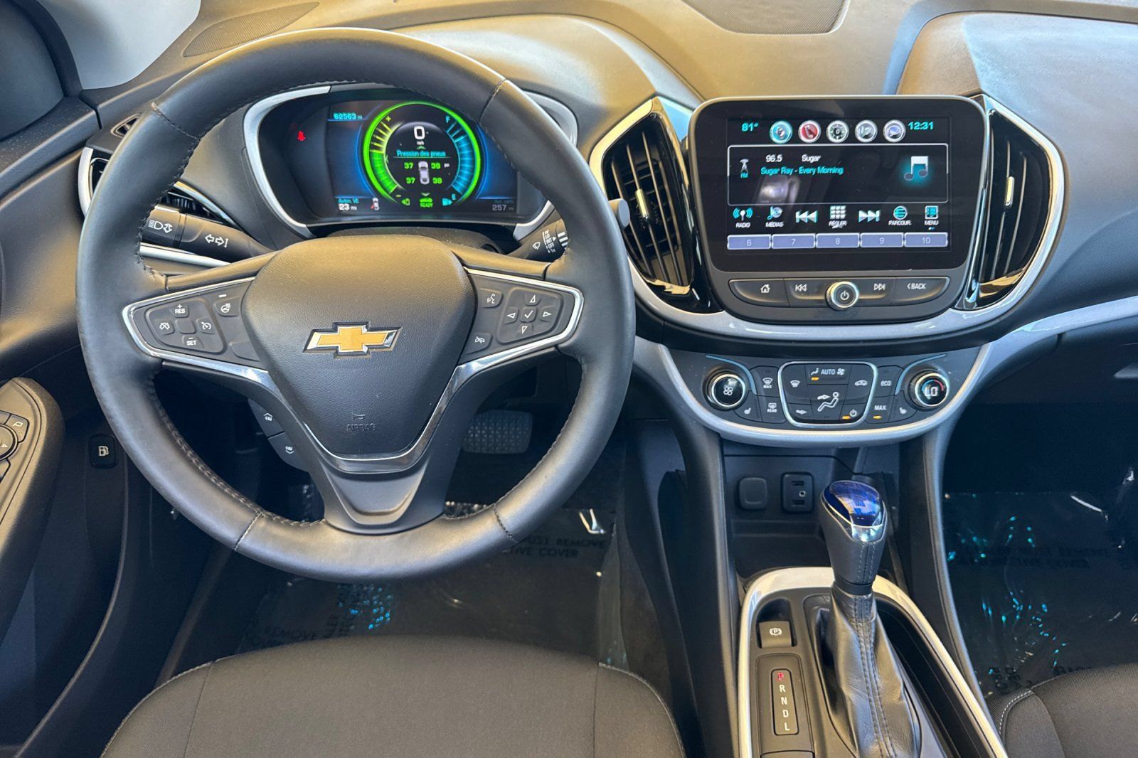 Used 2017 Chevrolet Volt LT w/ Comfort Package FWD image 17