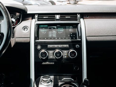 Used 2019 Land Rover Discovery HSE AWD/4WD image 21