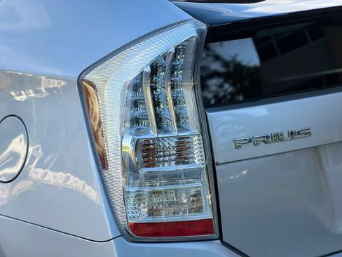 Used 2010 Toyota Prius One FWD image 11