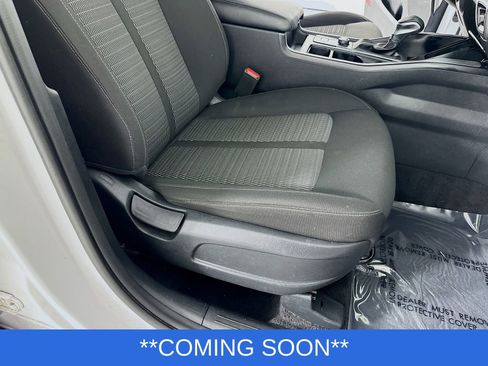 Used 2023 Kia Sorento LX image 25