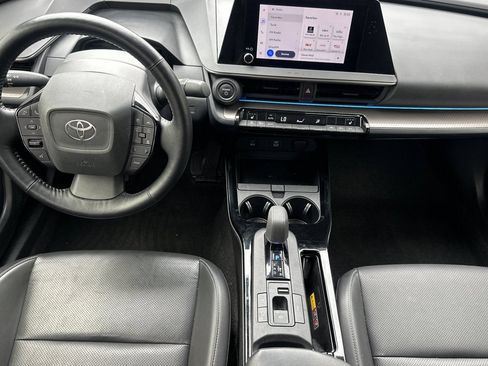 Used 2026 Toyota Prius LE FWD image 15