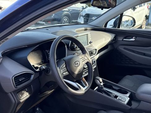 Used 2020 Hyundai Santa Fe SEL image 2