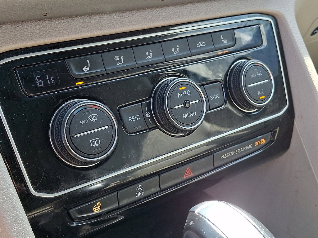 Used 2019 Volkswagen Atlas SEL AWD/4WD image 17