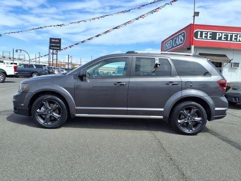 Used 2020 Dodge Journey Crossroad FWD image 8
