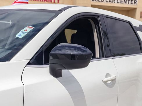 Used 2024 Nissan Pathfinder S FWD image 12