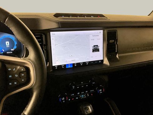 Used 2025 Ford Bronco Badlands AWD/4WD image 7