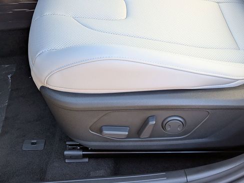 New 2026 Hyundai Elantra Limited w/ Cargo Package FWD image 18