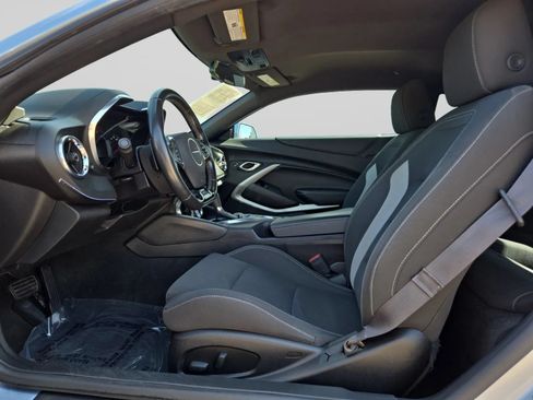 Used 2017 Chevrolet Camaro LT RWD image 16