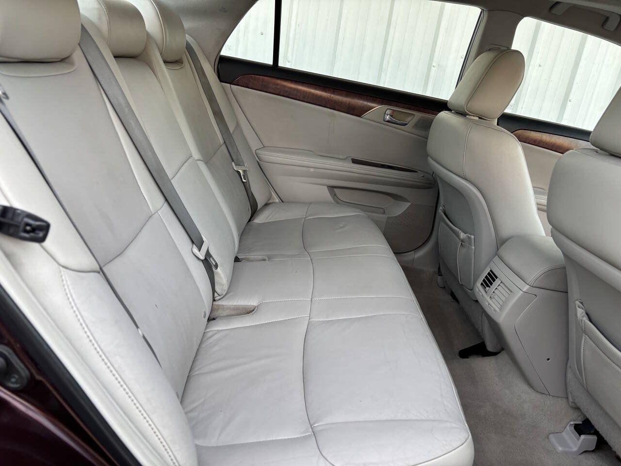 Used 2012 Toyota Avalon FWD image 17