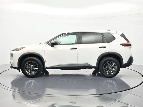 Used 2023 Nissan Rogue S FWD image 8