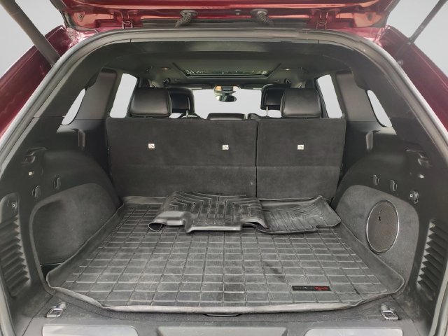 Used 2018 Jeep Grand Cherokee Overland AWD/4WD image 31