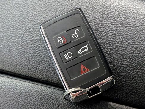 Used 2020 Land Rover Range Rover Evoque S image 37