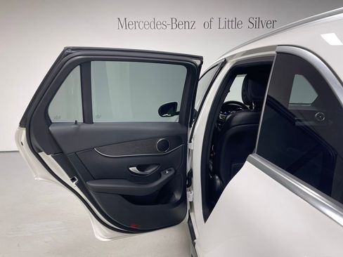 Used 2022 Mercedes-Benz GLC 300 4MATIC image 22