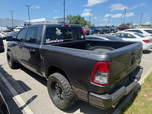 Used 2021 RAM 1500 Big Horn AWD/4WD image 2