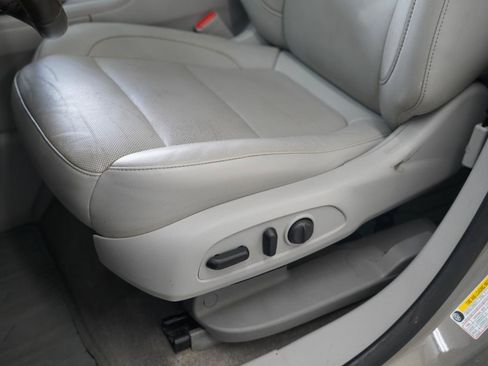 Used 2019 GMC Acadia SLT FWD image 26