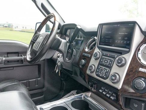 Used 2013 Ford F450 Platinum image 28