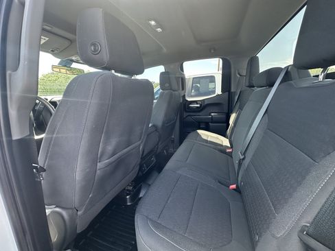 Used 2019 Ford F150 XLT w/ Equipment Group 302A Luxury AWD/4WD image 4