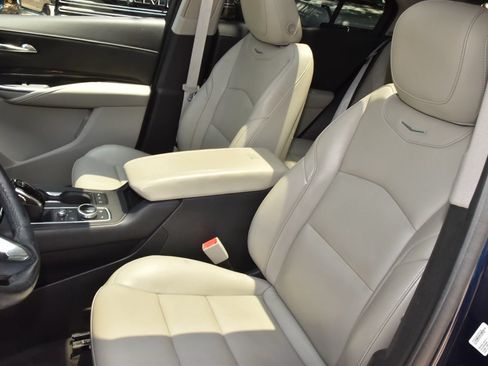 Used 2020 Cadillac XT4 Premium Luxury w/ Cold Weather Package FWD image 26