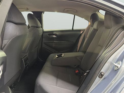 Used 2021 Toyota Corolla LE FWD image 16