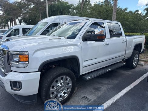 Used 2019 GMC Sierra 2500 Denali w/ Duramax Plus Package image 1