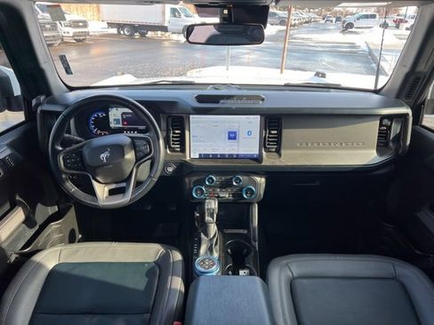 Used 2022 Ford Bronco Outer Banks image 19