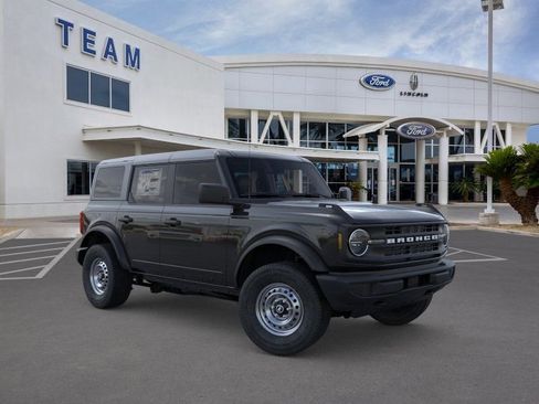 New 2025 Ford Bronco 4-Door AWD/4WD image 7