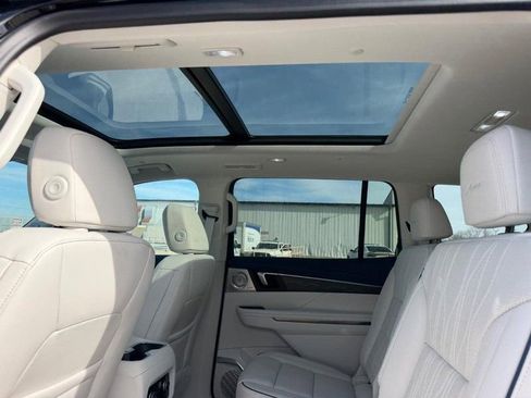 New 2026 Buick Enclave Avenir w/ Super Cruise Package image 10